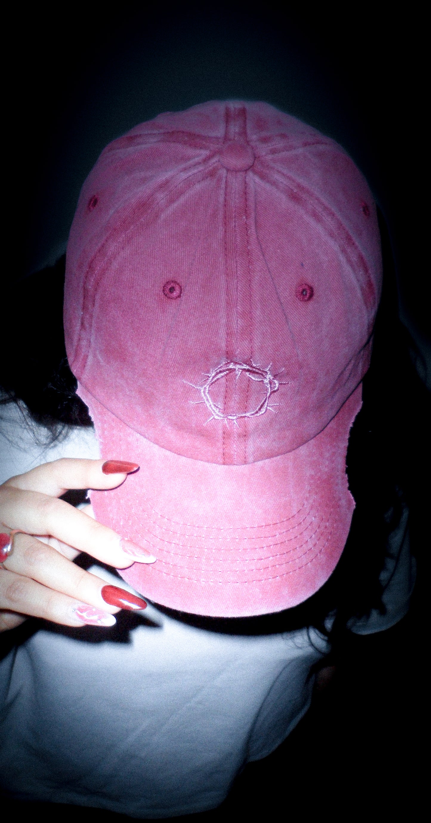 IN ORTHER TO Holly Cap
